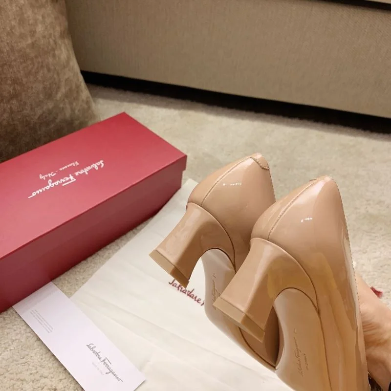 Supportive Ferragamo Shoes 12501