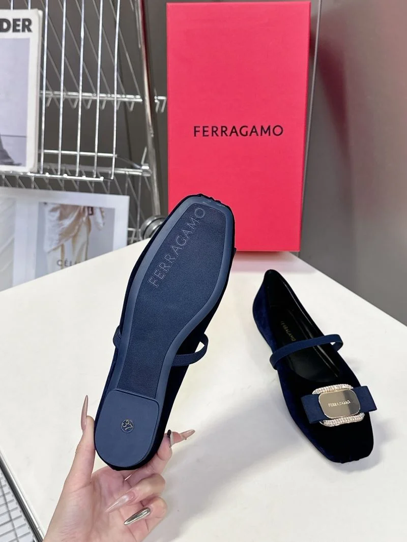 Thermal Ferragamo Shoes 10209