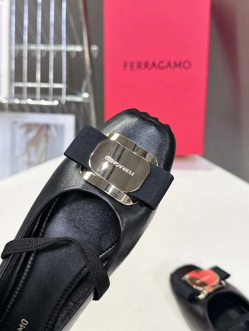 UrbanStyle Ferragamo Shoes 10111