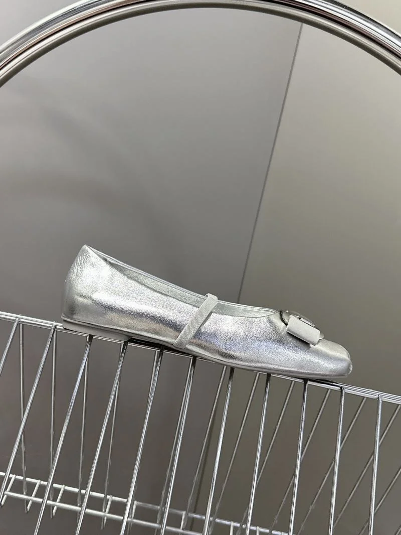 Ferragamo Shoes Durable 10123