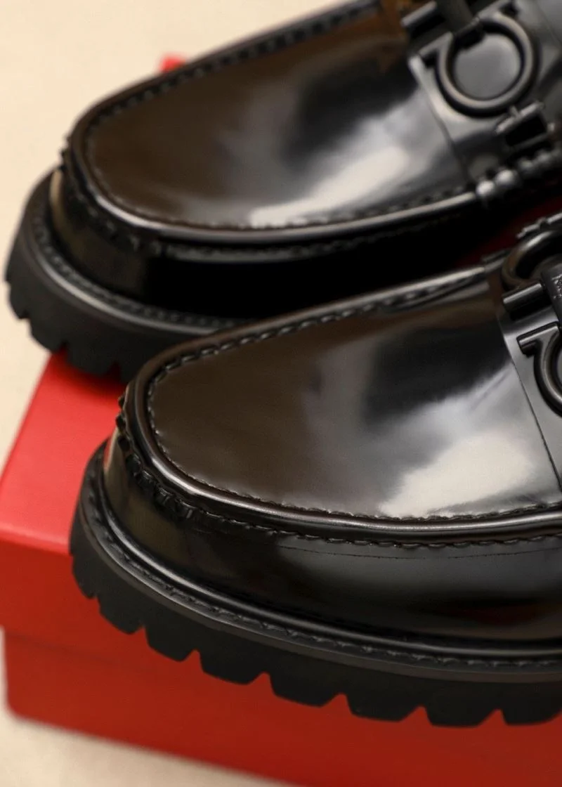 Minimalist Ferragamo Shoes 14330