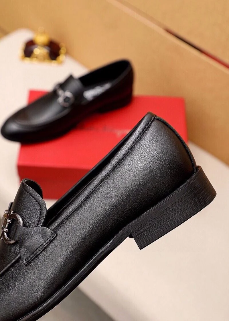UrbanChic Ferragamo Shoes 14266