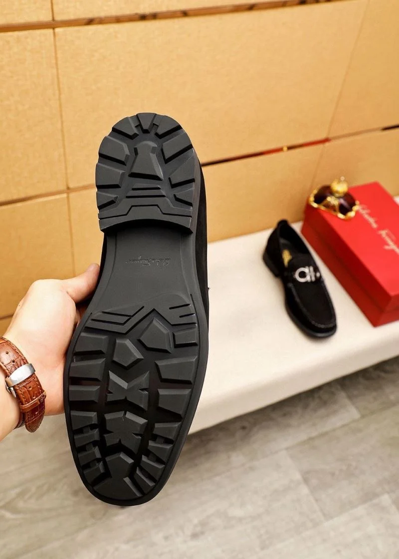 UrbanChic Ferragamo Shoes 14211