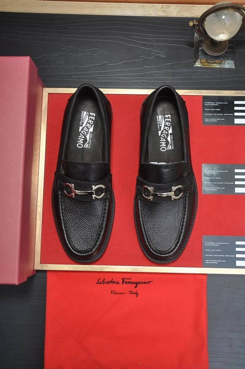 Versatile Ferragamo Shoes 14167