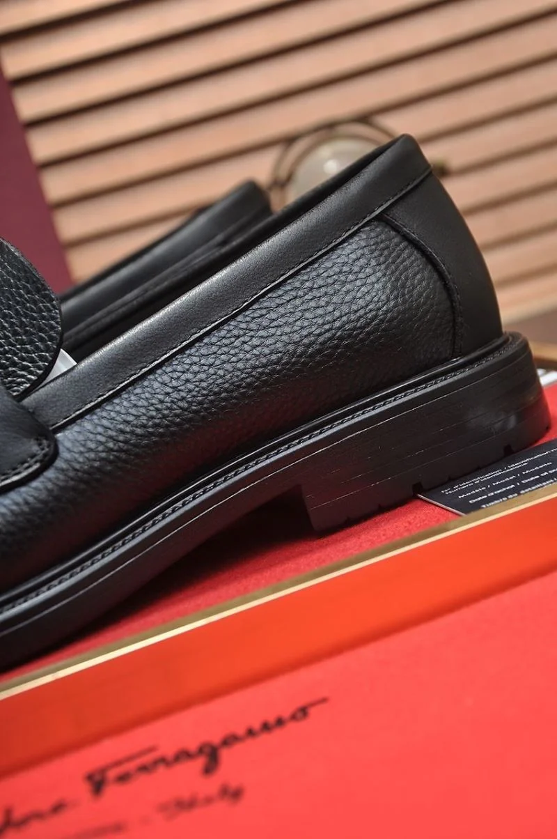Versatile Ferragamo Shoes 14167