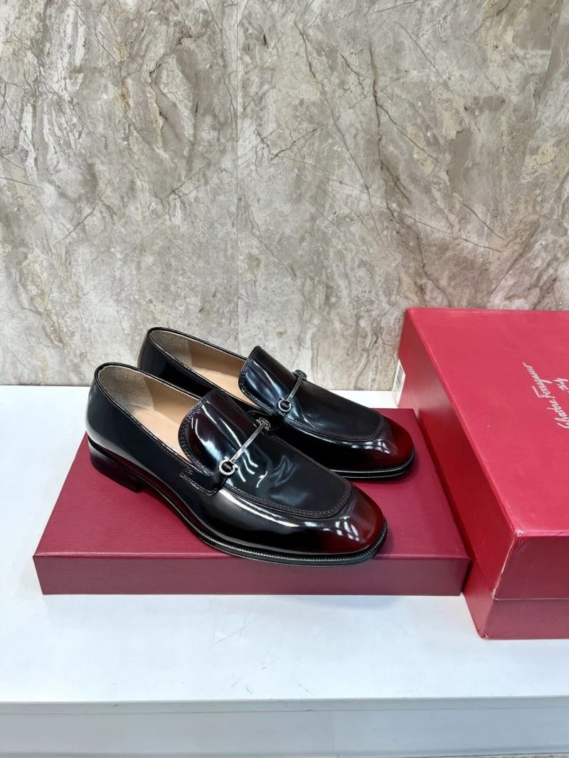 Sporty Ferragamo Shoes 14150