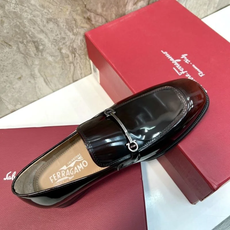 Sporty Ferragamo Shoes 14150