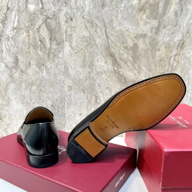 ComfortFit Ferragamo Shoes 14156