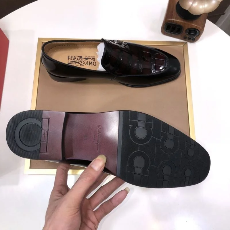 MoistureWicking Ferragamo Shoes 14171