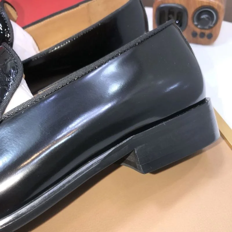OnTrend Ferragamo Shoes 14102