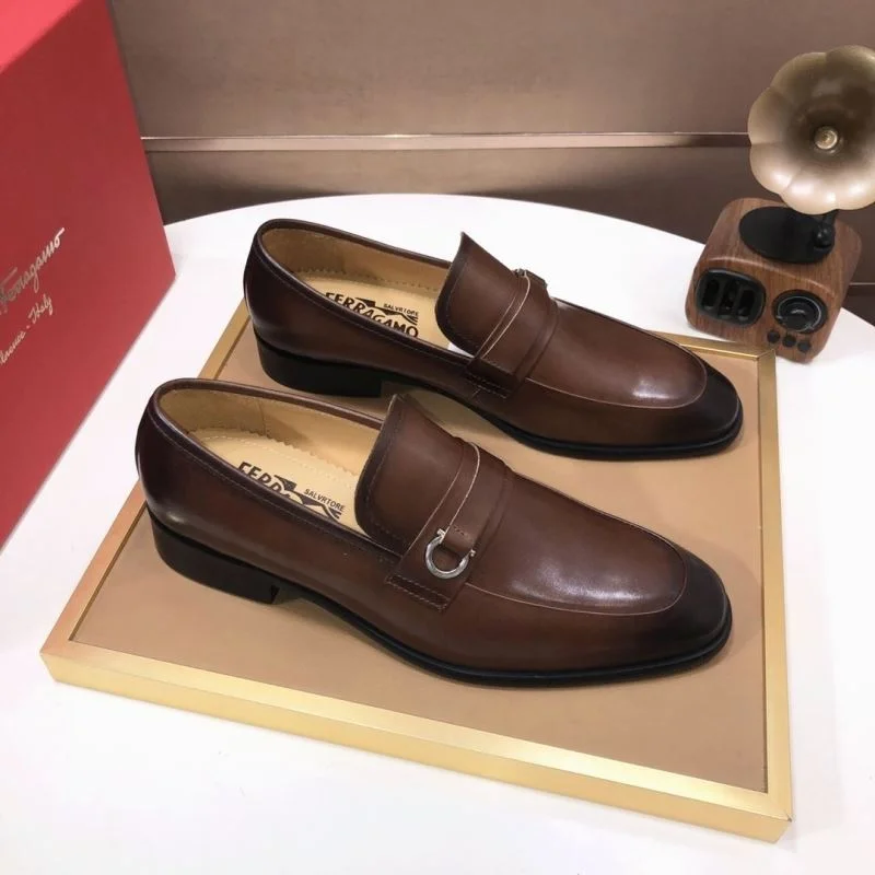 Compact Ferragamo Shoes 14091