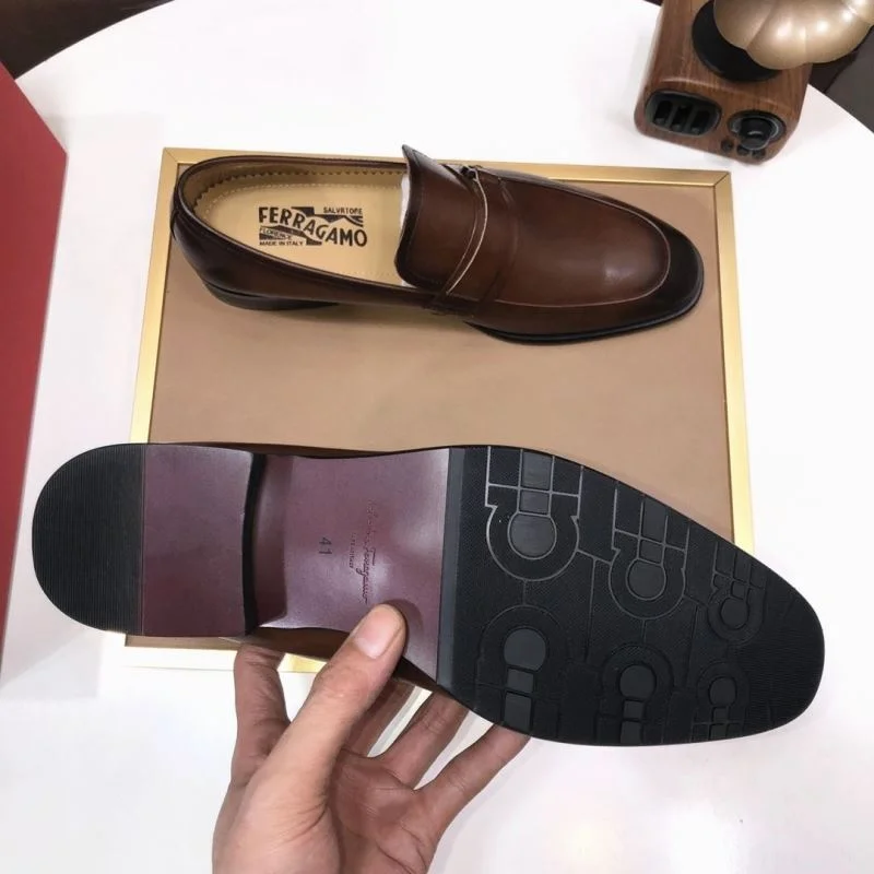 Compact Ferragamo Shoes 14091