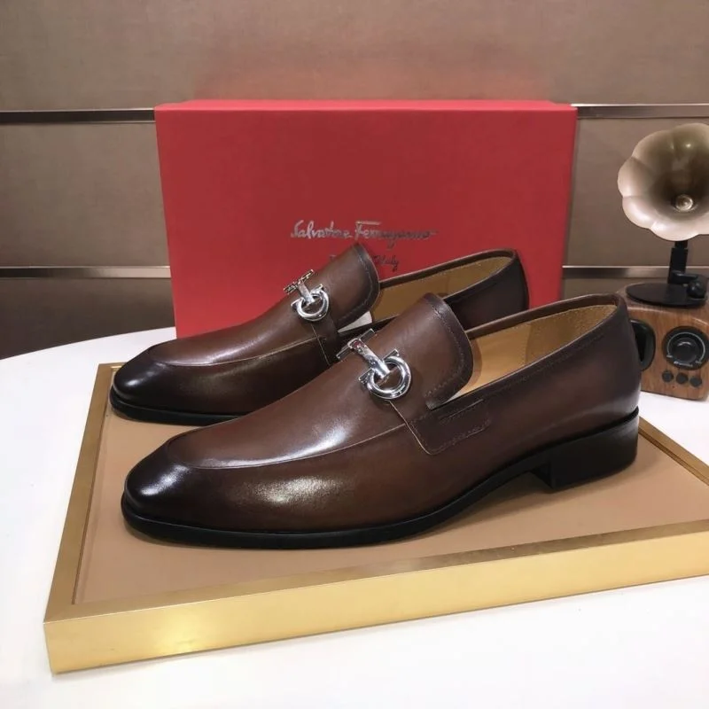 UrbanChic Ferragamo Shoes 14092