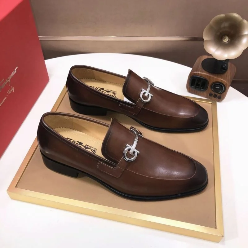 UrbanChic Ferragamo Shoes 14092
