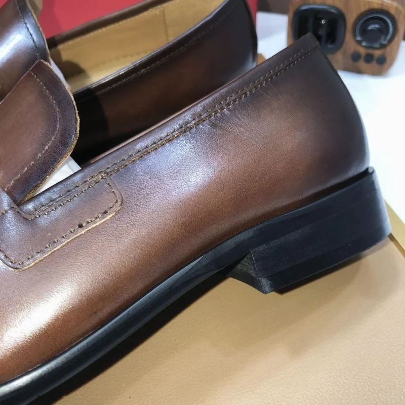 UrbanChic Ferragamo Shoes 14092