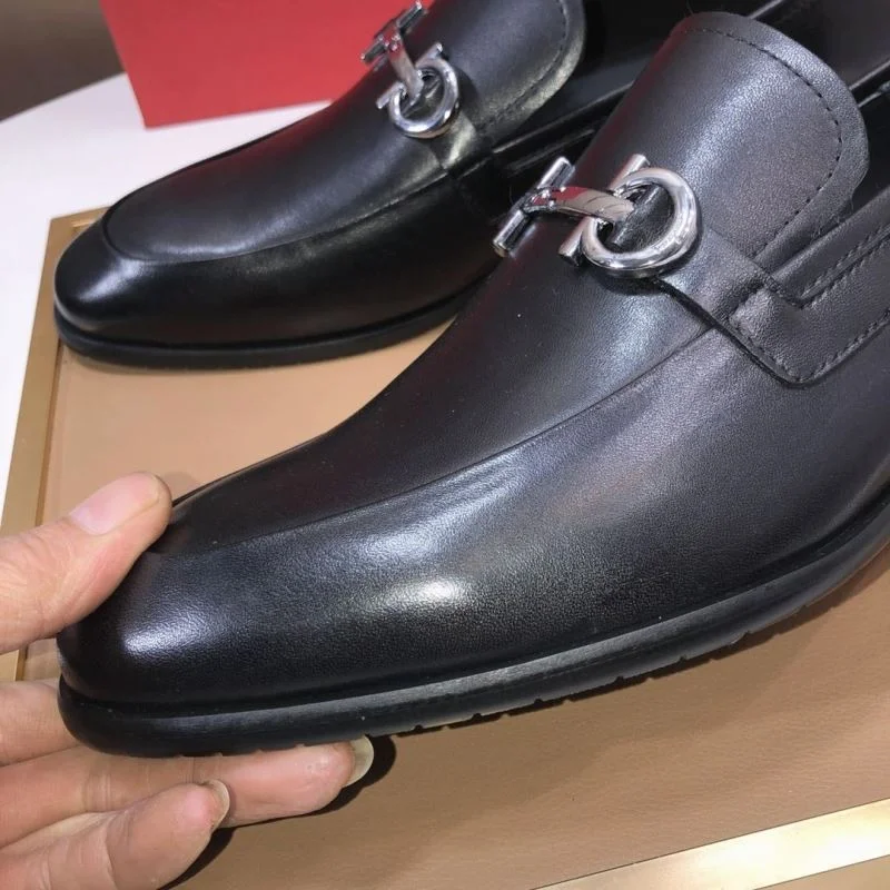 UrbanChic Ferragamo Shoes 14086