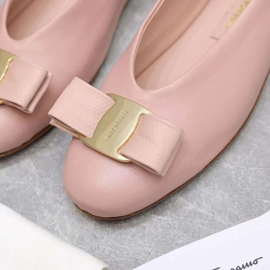 Ferragamo Shoes Classic 6507
