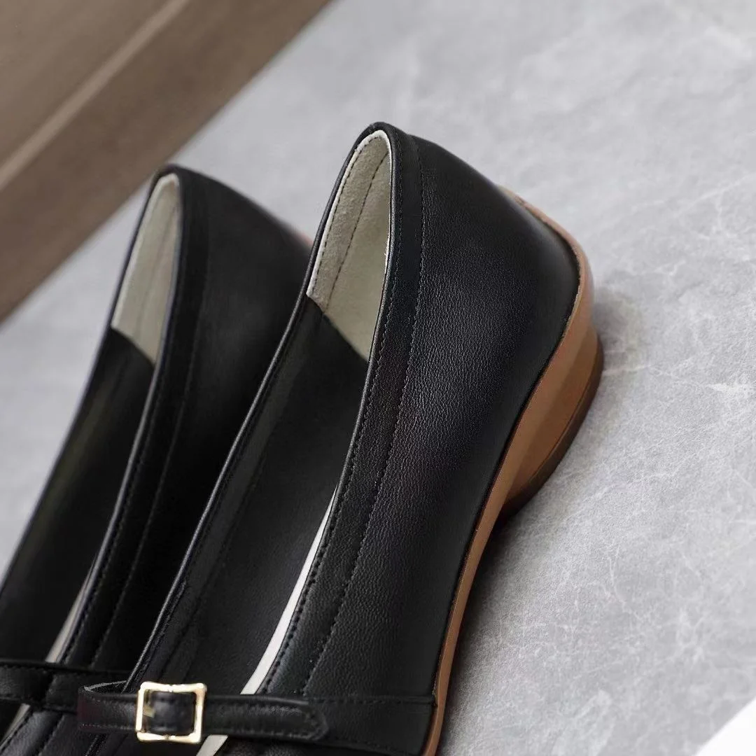 Ferragamo Shoes Versatile 6519