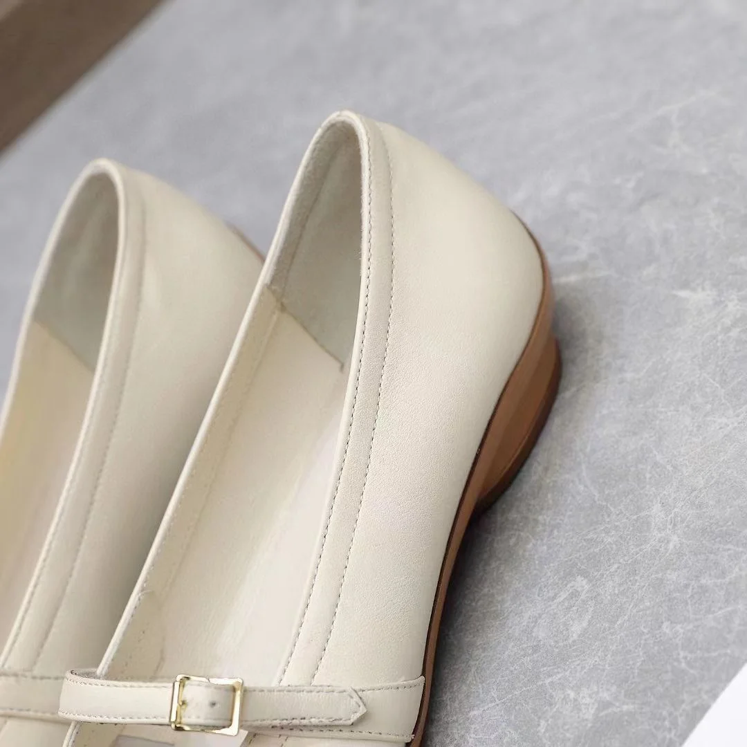 Ferragamo Shoes Classic 6524