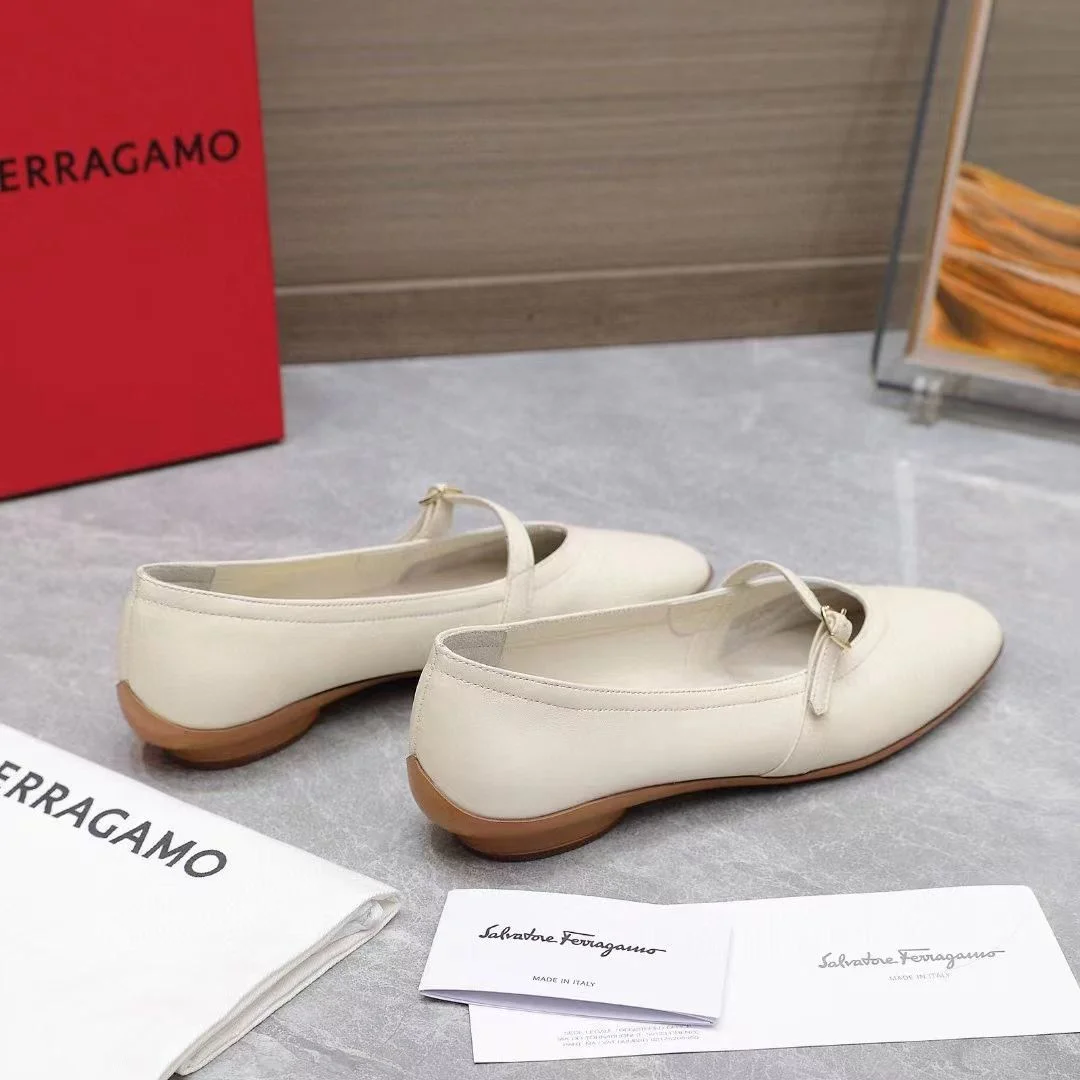 Ferragamo Shoes Classic 6524