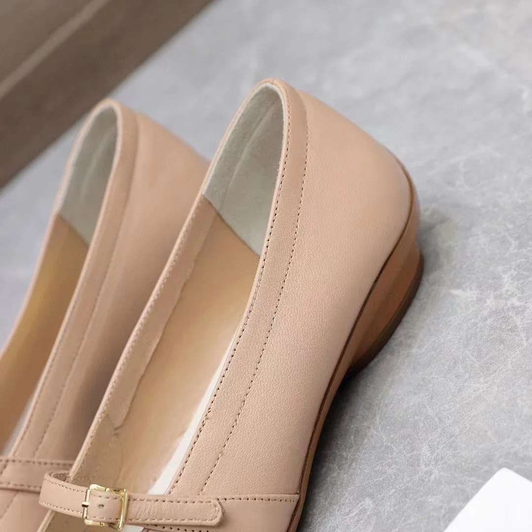 Contemporary Ferragamo Shoes 6563