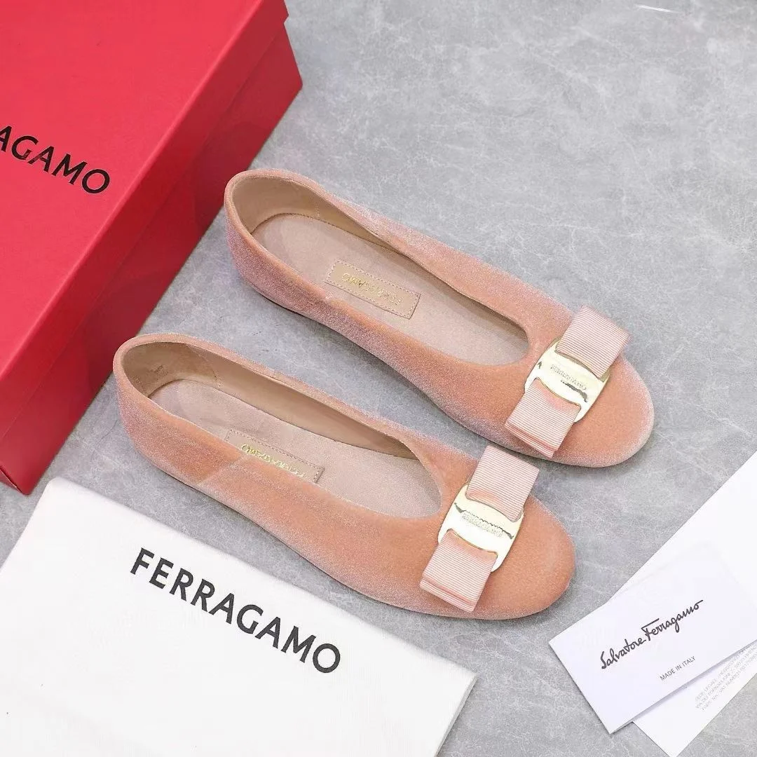 Fashionable Ferragamo Shoes 6499