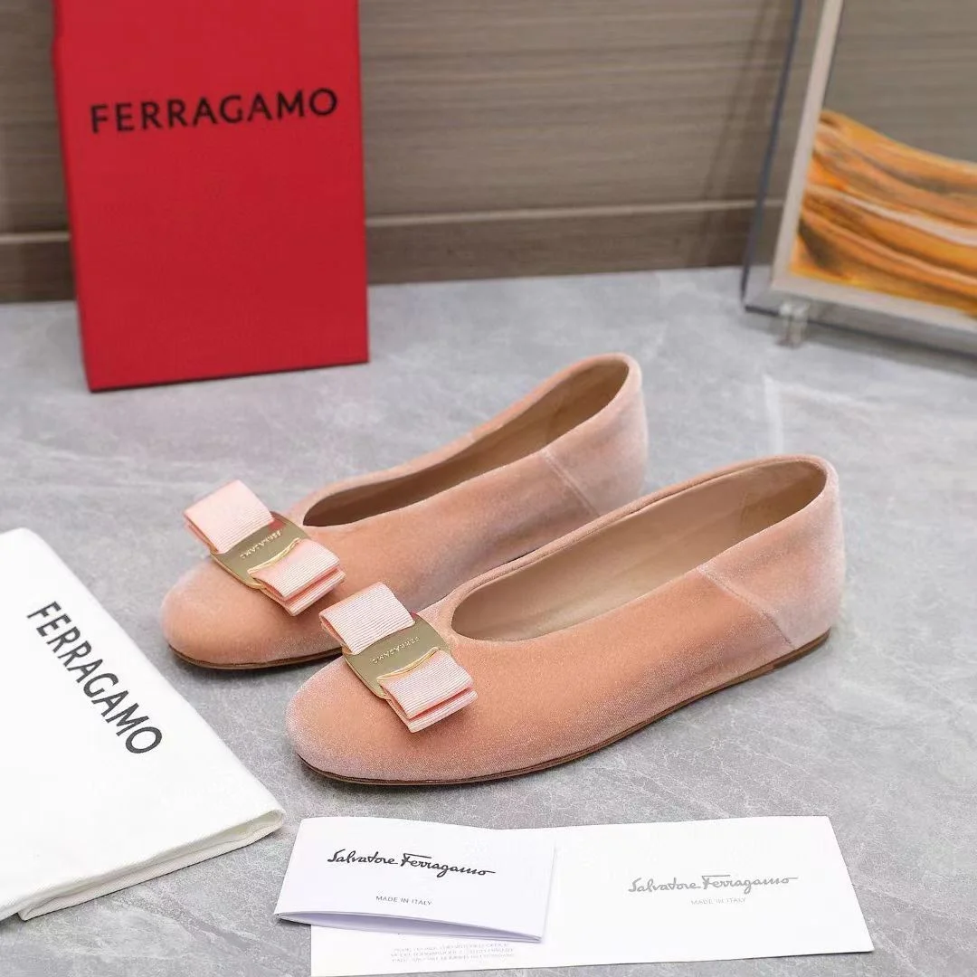 Fashionable Ferragamo Shoes 6499