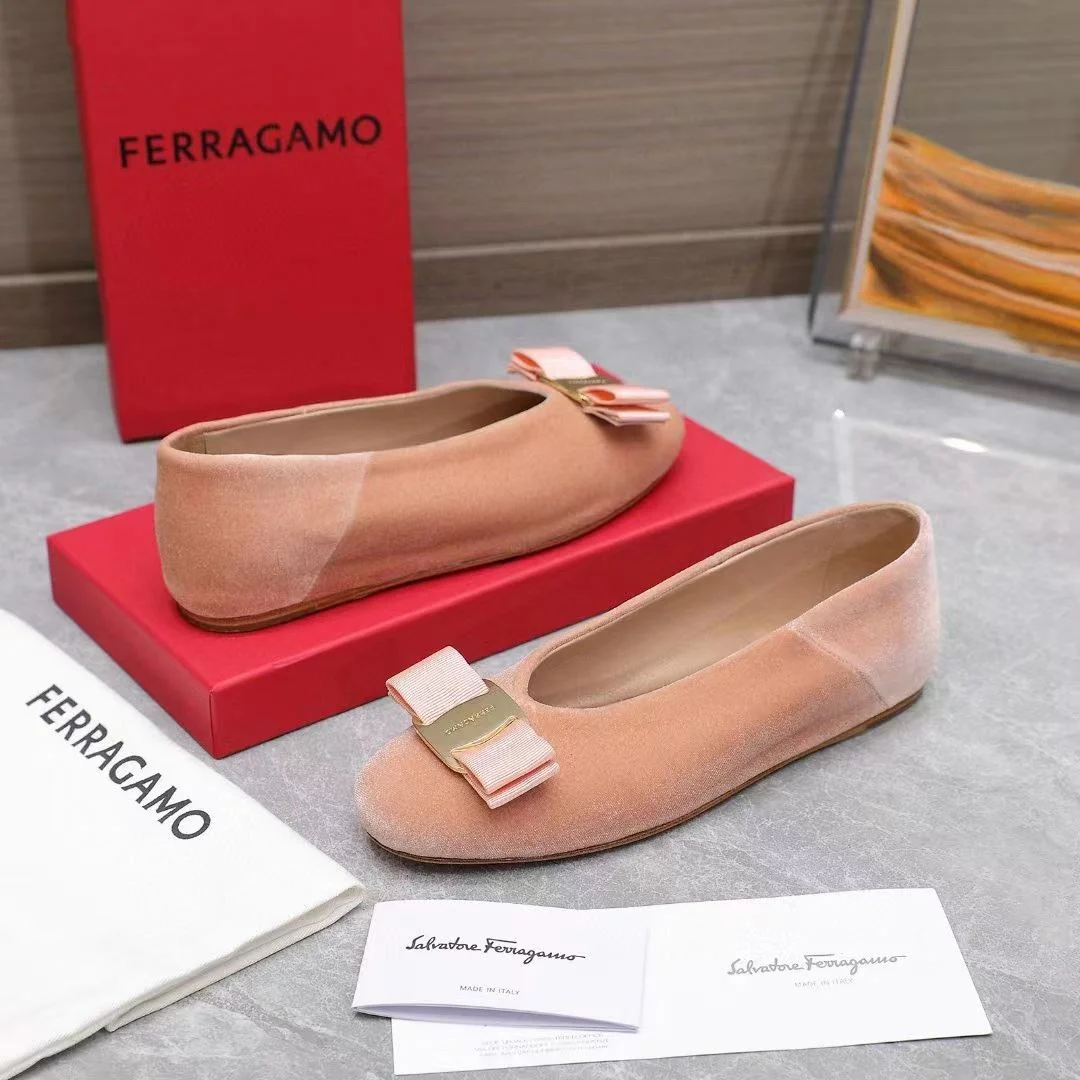 Fashionable Ferragamo Shoes 6499