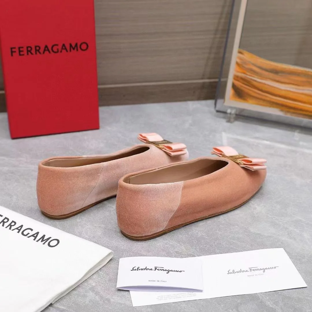 Fashionable Ferragamo Shoes 6499