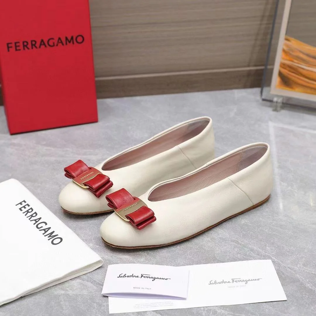 Stylish Ferragamo Shoes 6543
