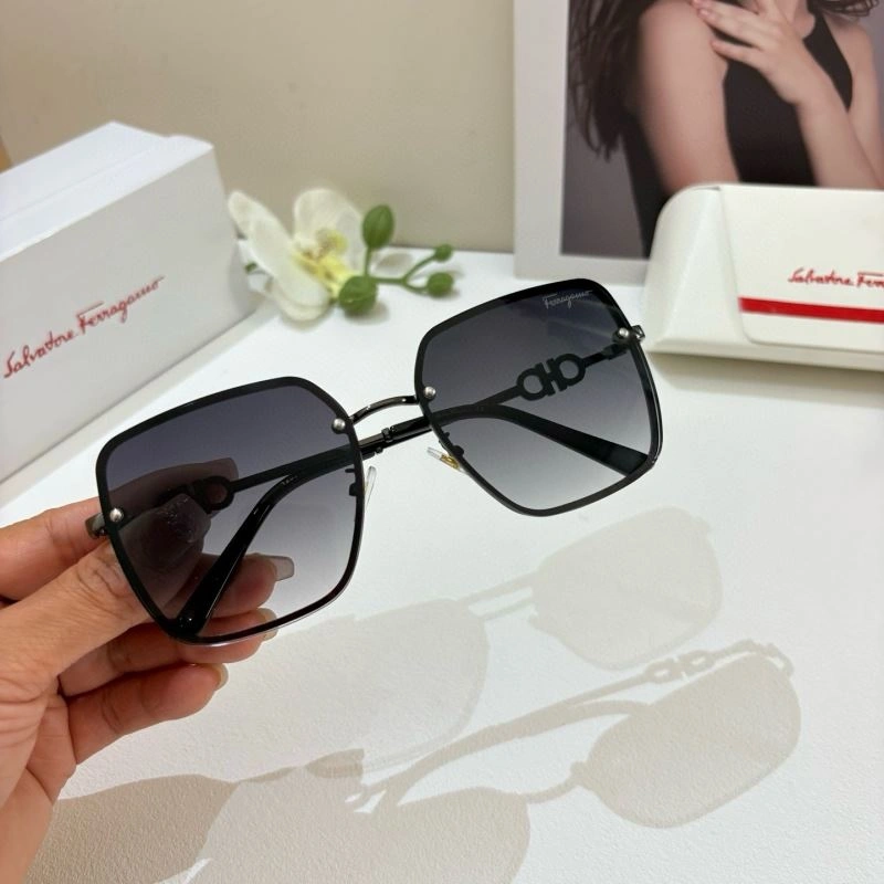 Ferragamo Sunglasses BestValue 279328