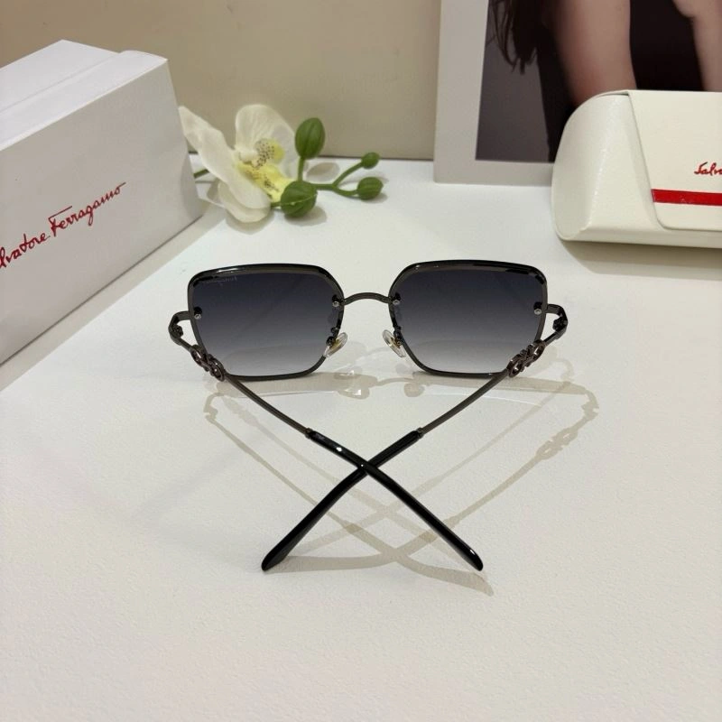 Ferragamo Sunglasses BestValue 279328