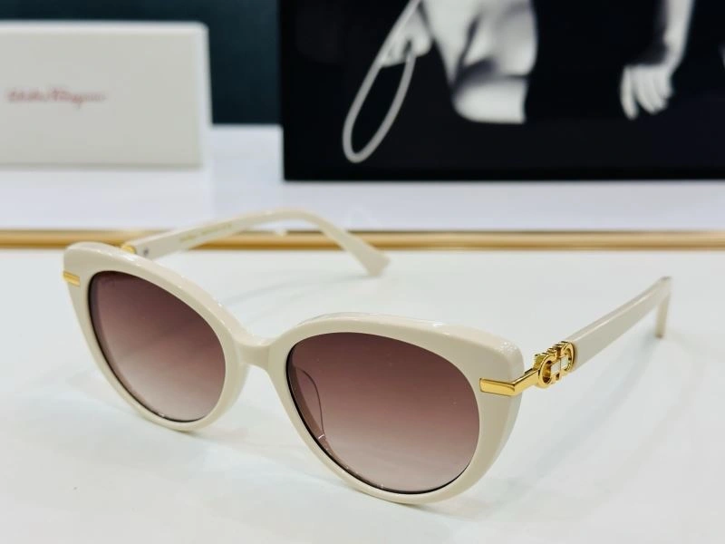 Ferragamo Sunglasses Affordable 279337