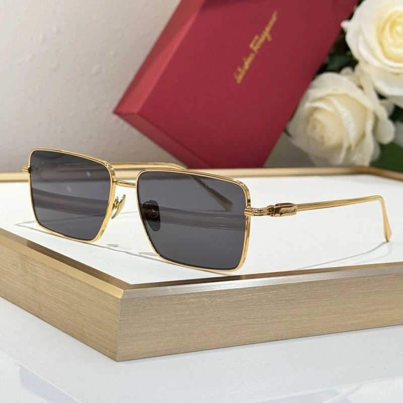 Stylish Ferragamo Sunglasses 279344