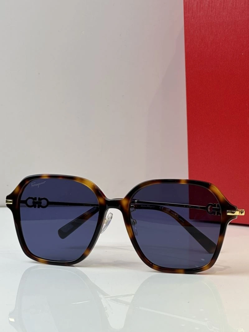 Soft Ferragamo Sunglasses 279331
