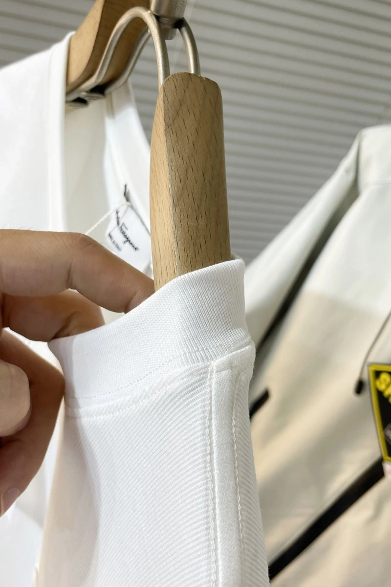 Stretchable Ferragamo T-Shirts 152340