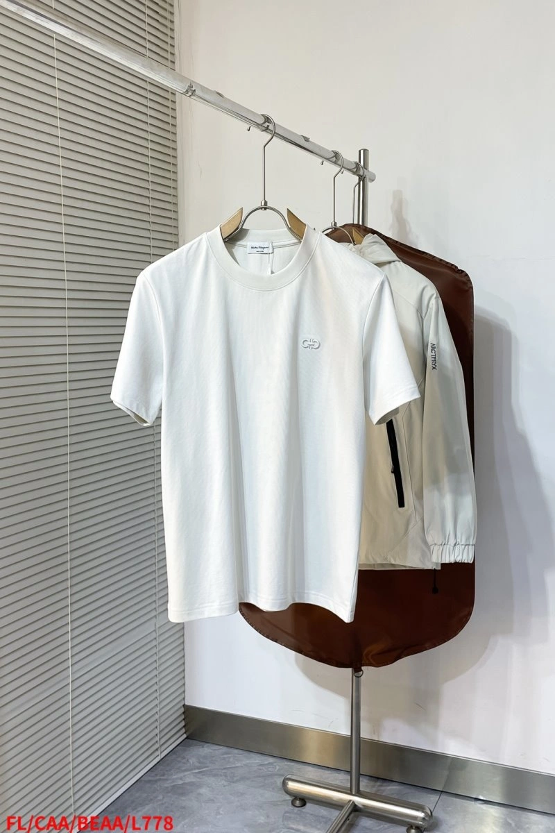 Fashionable Ferragamo T-Shirts 152338