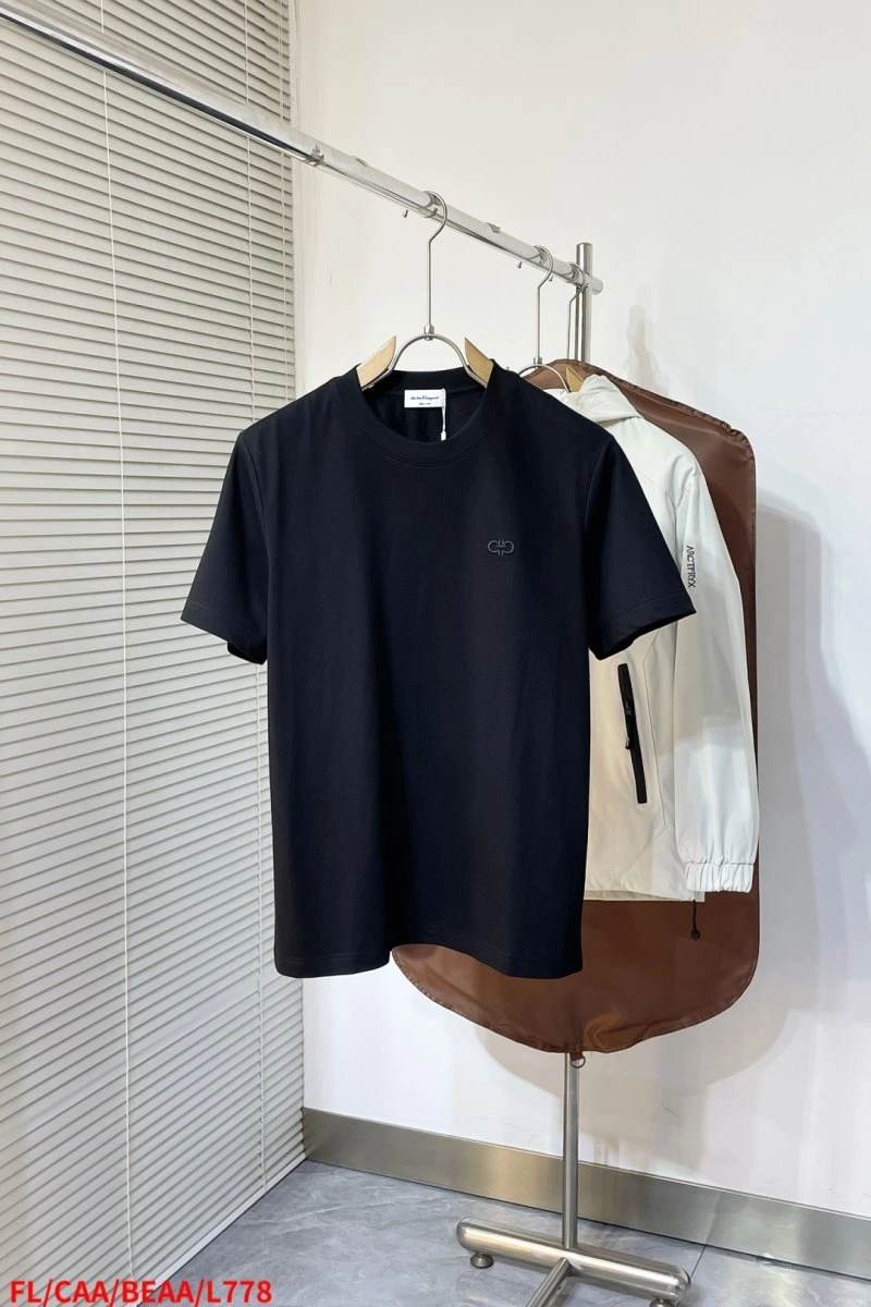 Fashionable Ferragamo T-Shirts 152338
