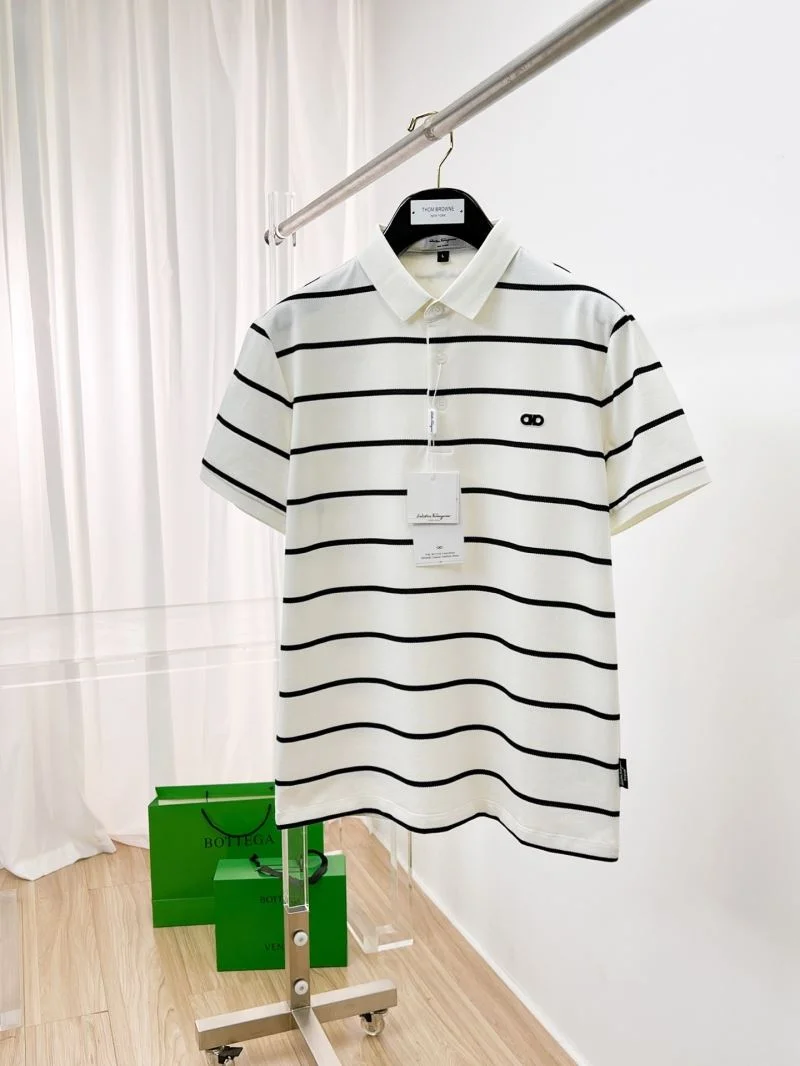 Effortless Ferragamo T-Shirts 162858