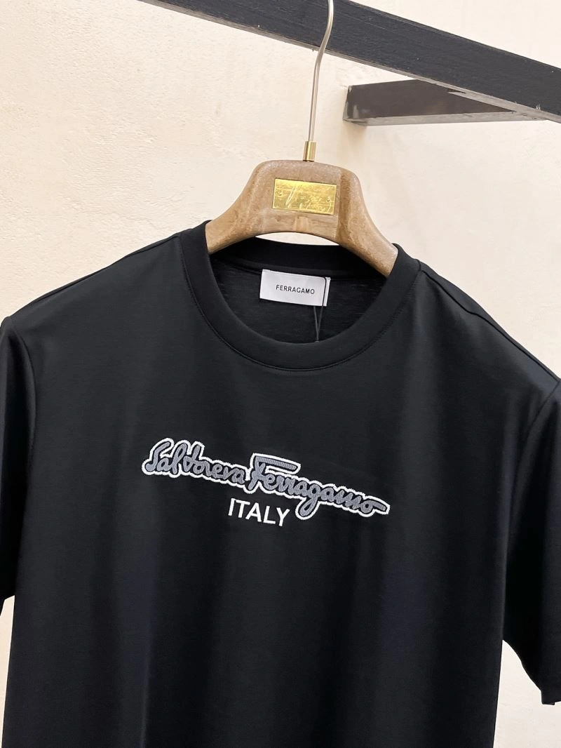 Stretchable Ferragamo T-Shirts 161721