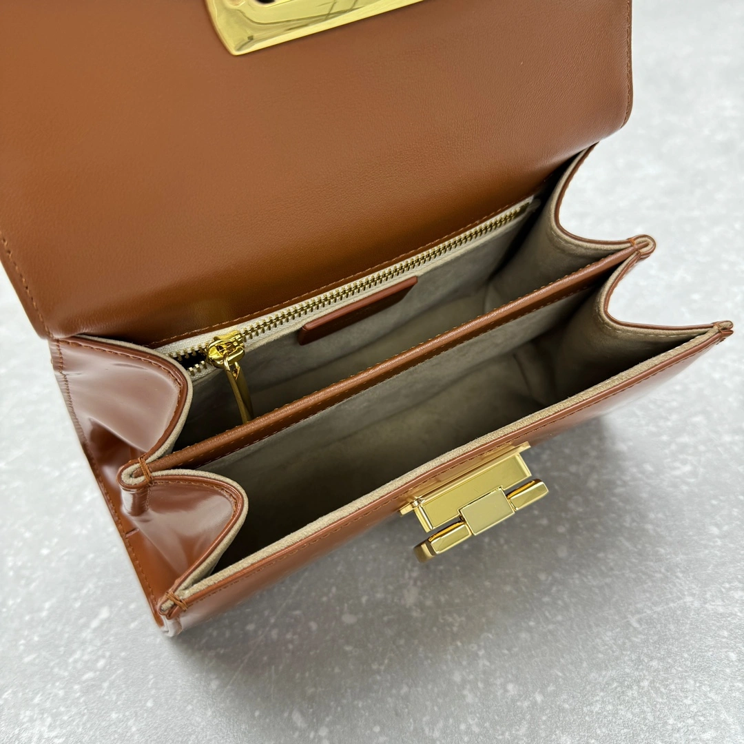 Casual Ferragamo Top Handle Bags 69617