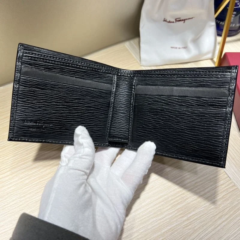 Thermal Ferragamo Wallets Purse 38599