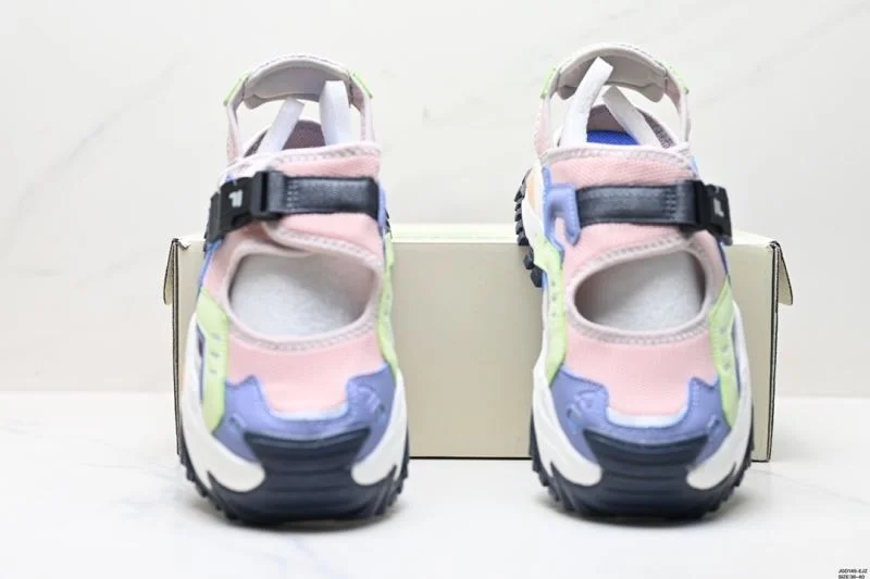 Colorful Fila Sandals 3552