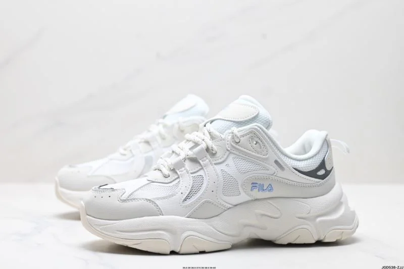 MoistureWicking Fila Shoes 3553