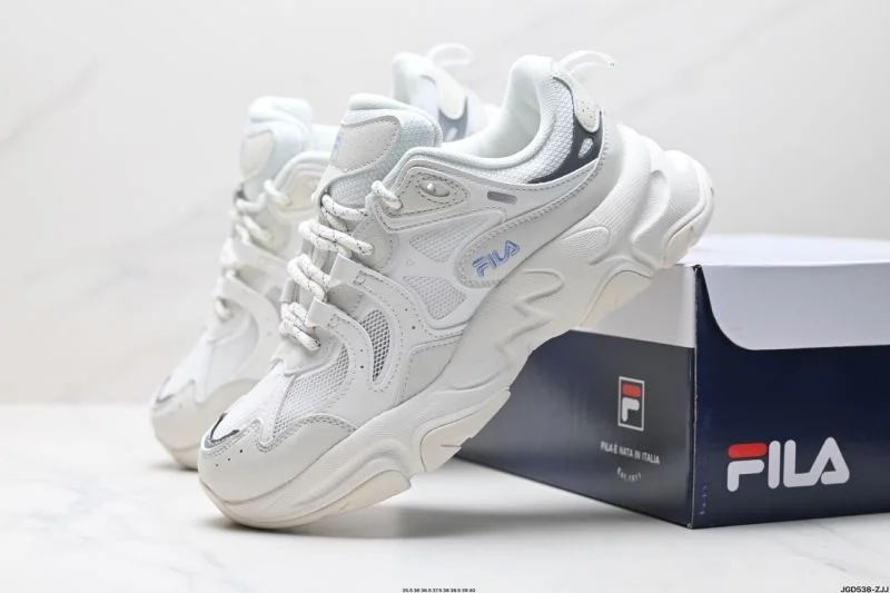 MoistureWicking Fila Shoes 3553