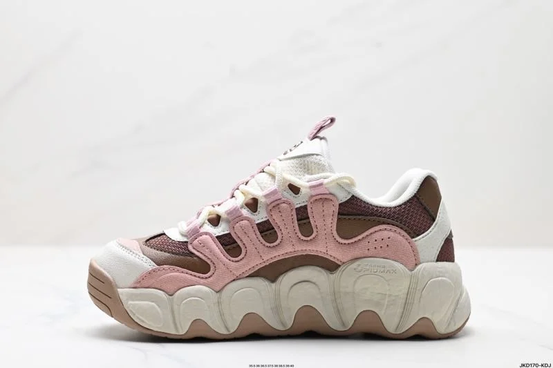 Stretchable Fila Shoes 3558