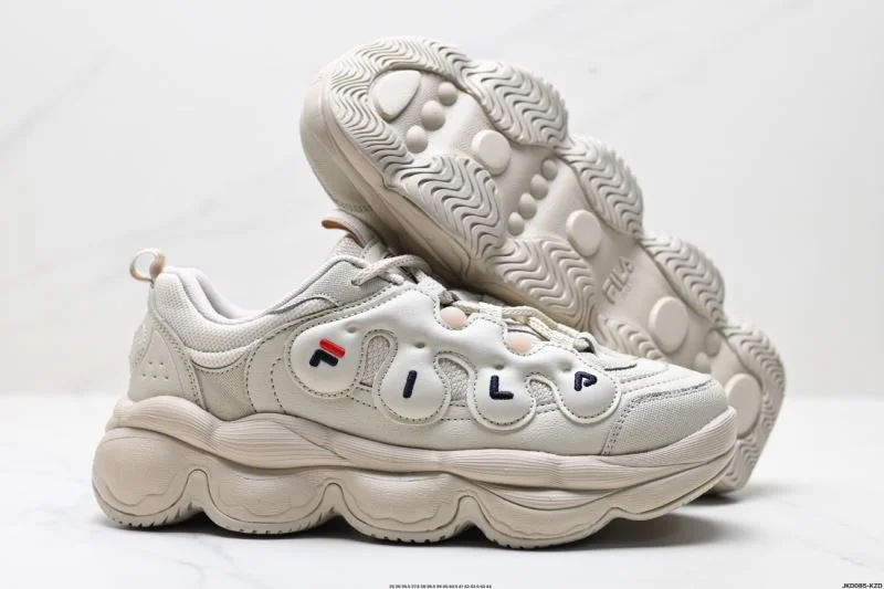 Lightweight Fila Shoes 3588