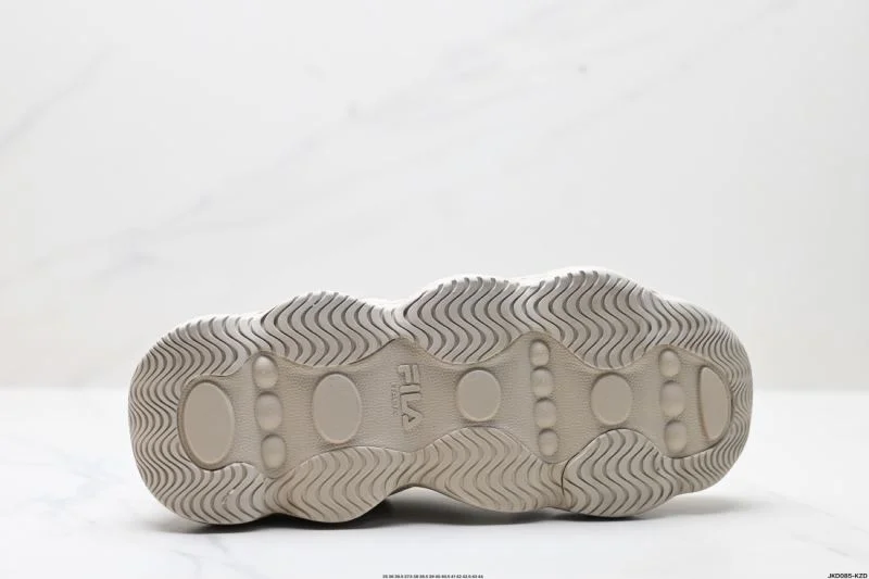 Lightweight Fila Shoes 3588