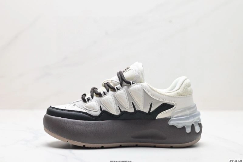 Sleek Fila Shoes 2495