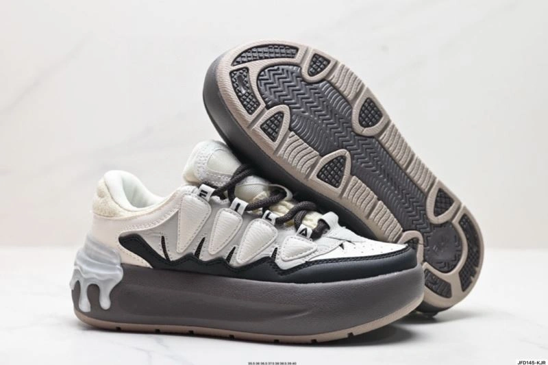 Sleek Fila Shoes 2495
